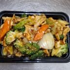 Best Chicken with Assorted Vegetable in Poulsbo, WA